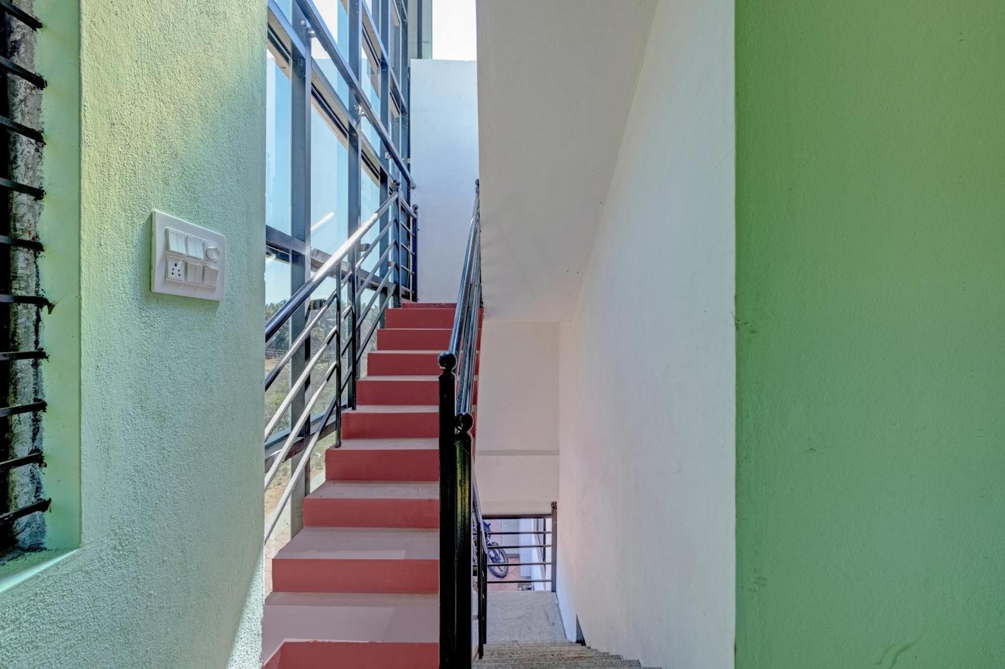 Hotel Spot On B R Comforts Krs Back Water Hosa Kannambādi Exterior foto